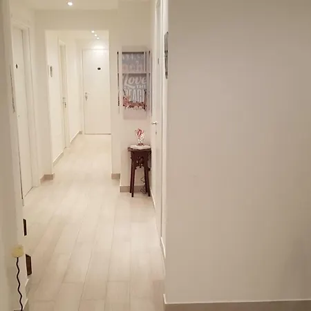 Le Del Corso