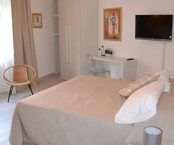 Le Del Corso Гостьовий будинок Санремо